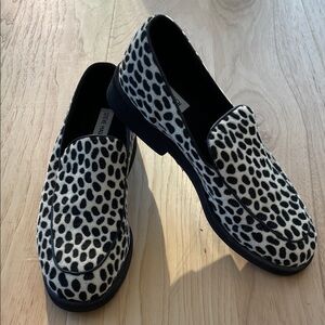 Steve Madden Vintage Henry Dalmatian Spotted Black/White Slip On Loafers 7.5 EUC